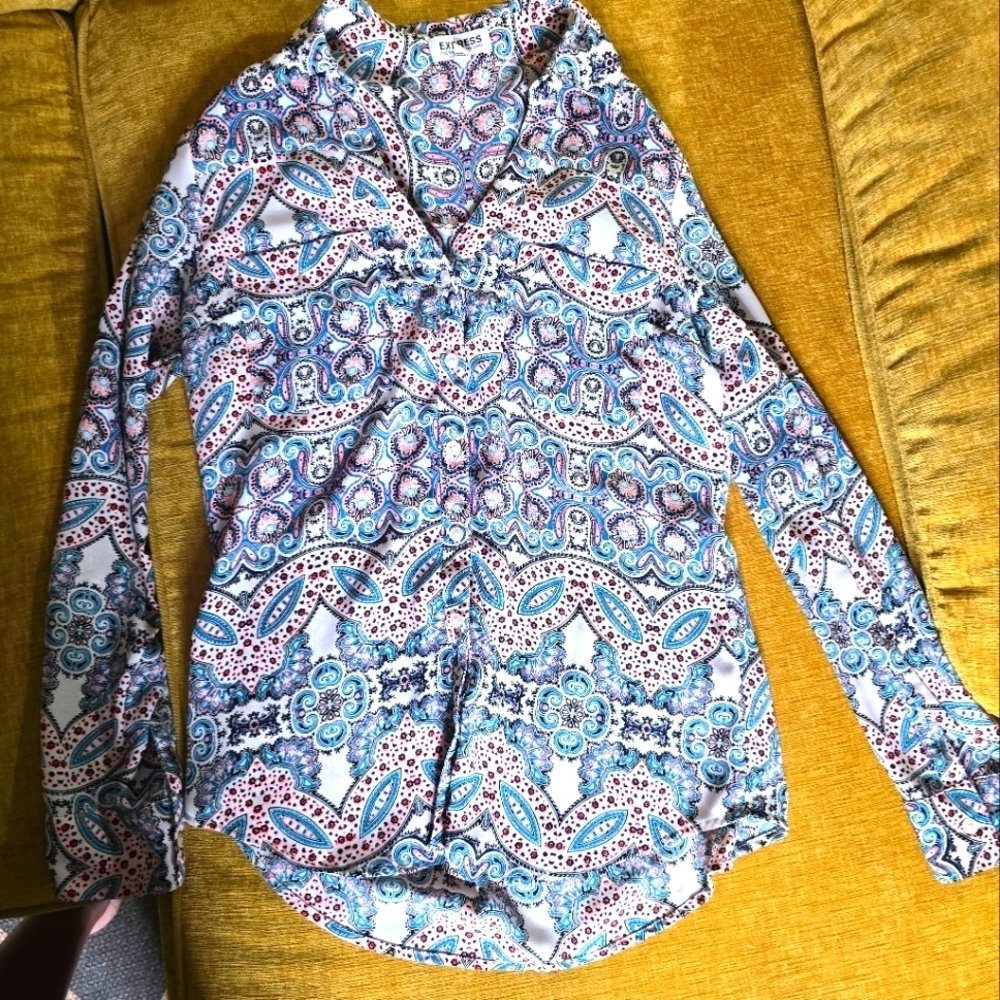 Express Neon Paisley Slim Fit Portofino Top